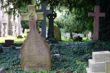 Cemetery garden plot