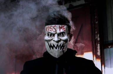 Horror mask with "Kiss Me"