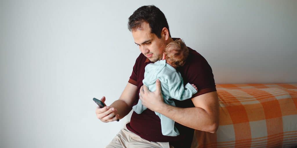 Tips for Toddlers to Limit Parents’ Screen Time - Jarastyle