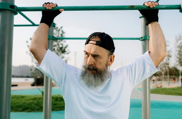 guy doing a pull-up